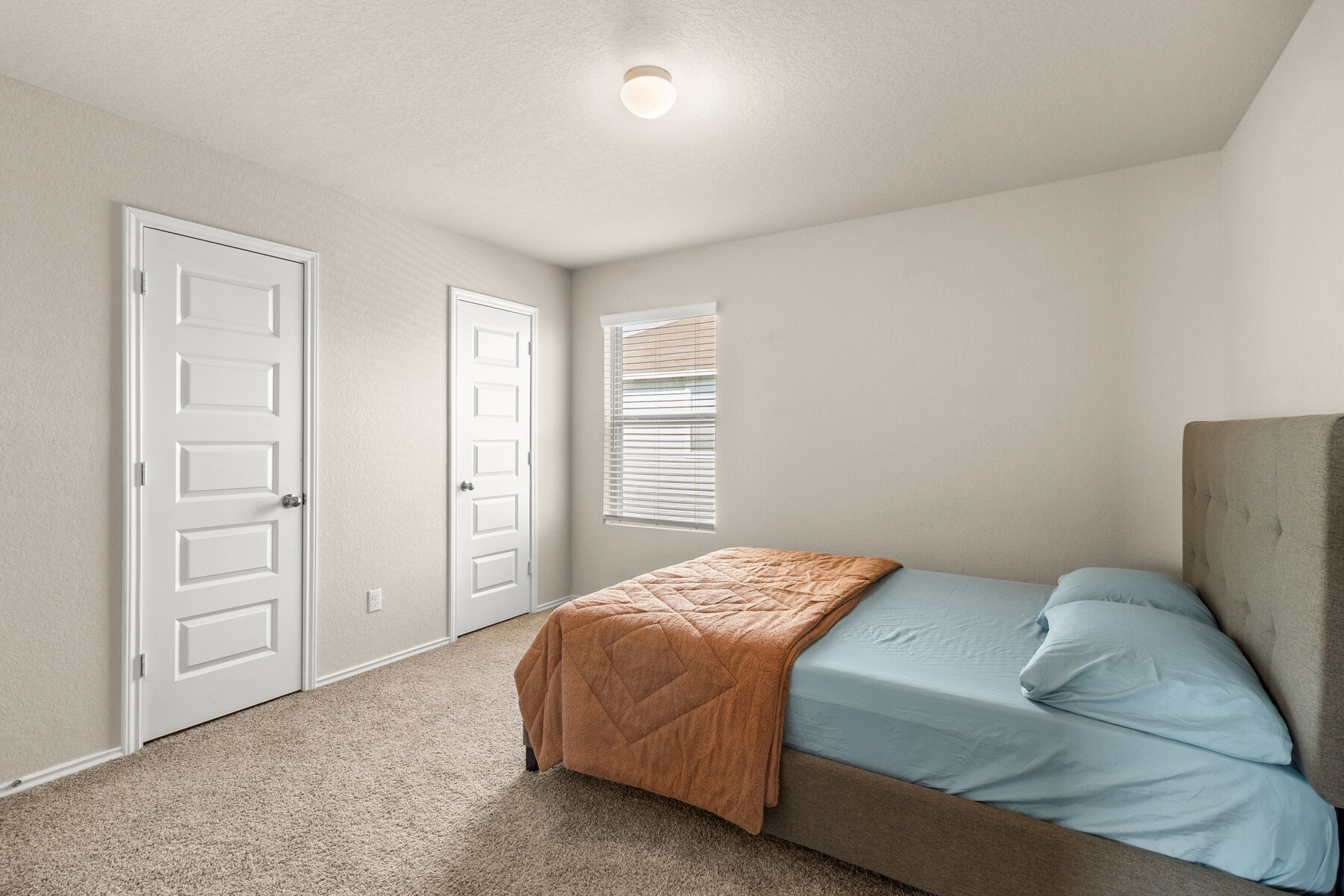 331 Saddle Leaf property photo 24