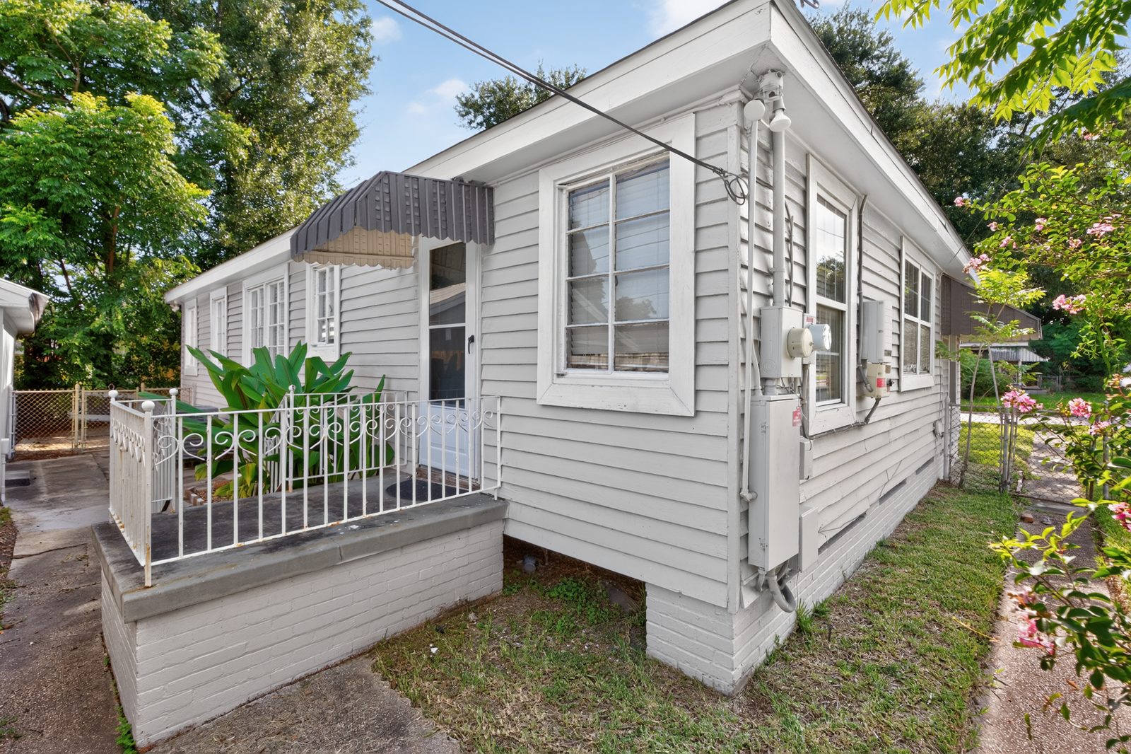 2 Marilyn Ave property photo 5
